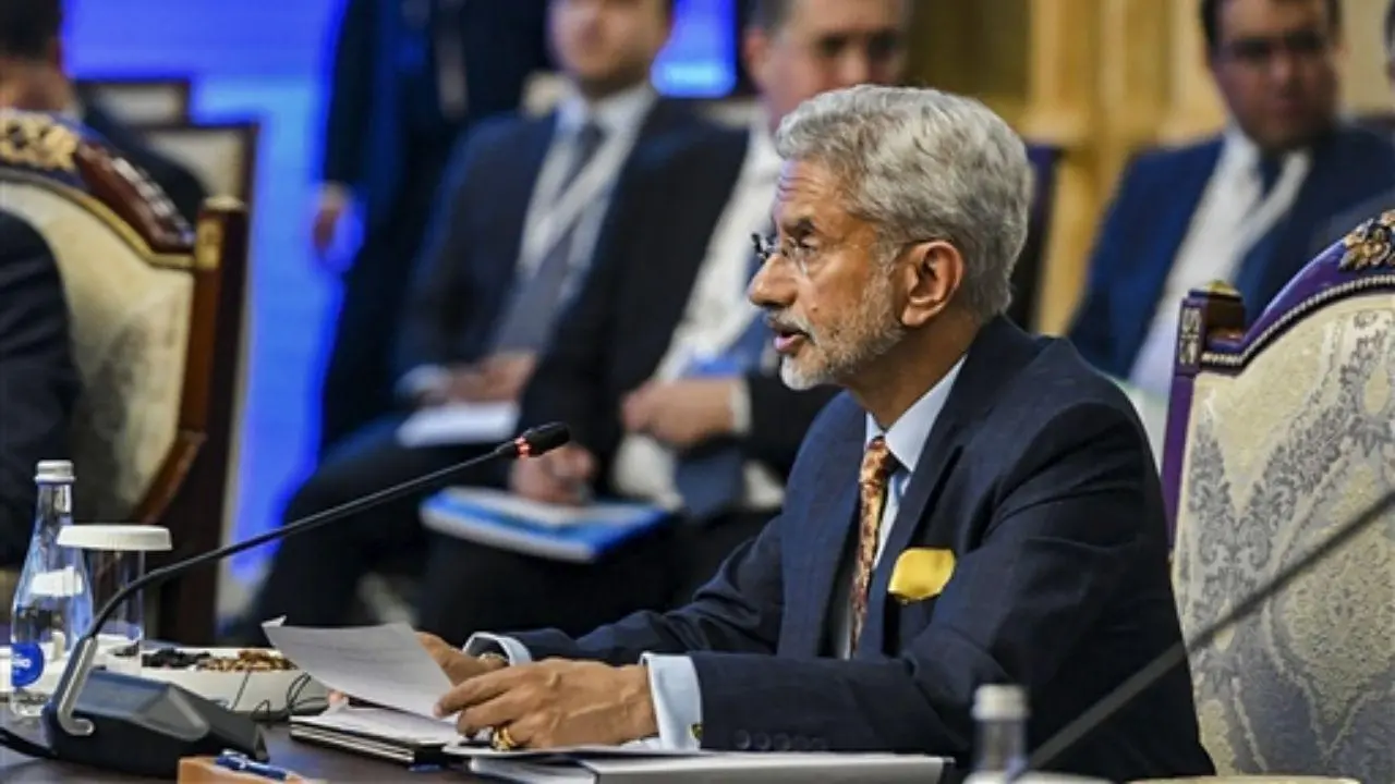 “Jaishankar Criticizes China and Pakistan at SCO Meeting, Calls for Cooperation Based on Mutual Respect and Sovereignty”