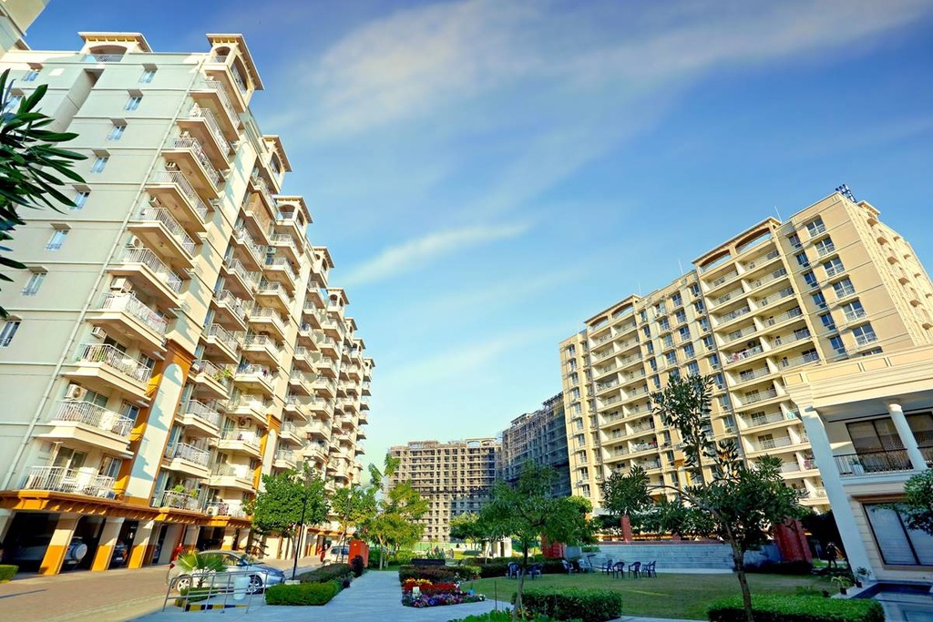 NCR Housing Sales Decline 7% Amid Low Inventory and Rising Prices